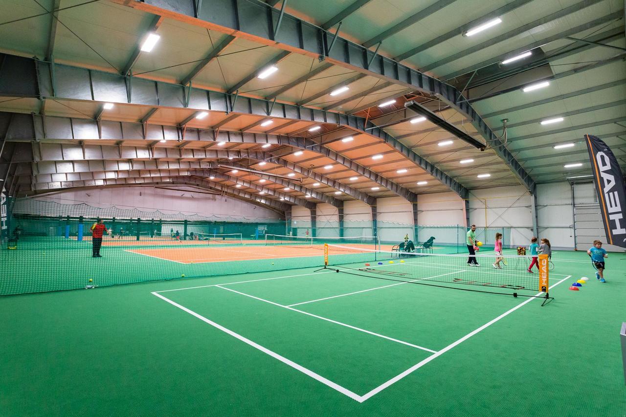 Tenis Park Advantage Bielsko-Biała Buitenkant foto